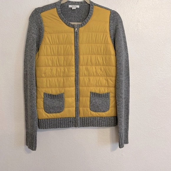 Nautical Size S Crew Neck Zip Front Gray Knit Sweater W/Yellow Puffer Panels - Picture 1 of 8
